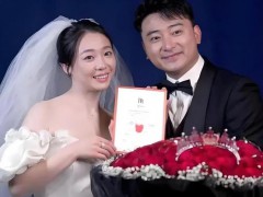 《暖春》小花饰演者齐如意结婚 她的妈妈：我闺女长大了，我送你出嫁了！