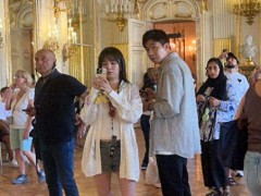 俞灏明王晓晨结婚传闻后首同框 甜蜜欧洲行见证默契