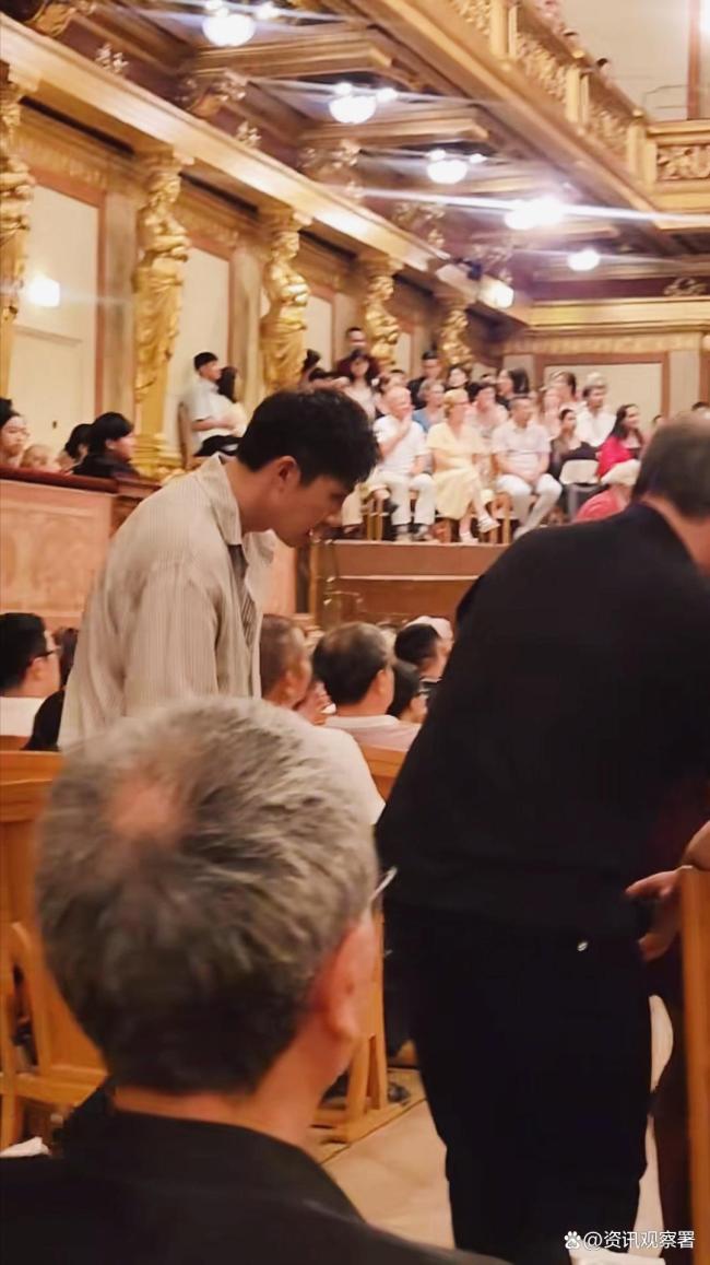 俞灏明王晓晨结婚传闻后首同框 甜蜜欧洲行见证默契