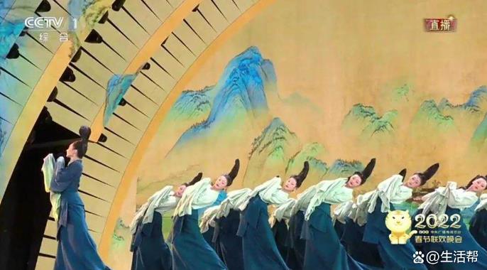 九三文艺晚会总导演原来是她俩