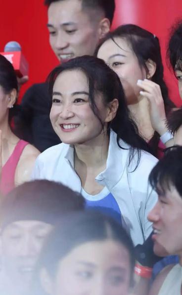 贾玲旗下大碗娱乐子公司拟注销