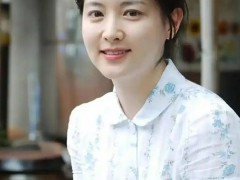 李英爱曝15岁女儿沉迷选秀 母亲的回归与女儿的启程！