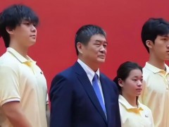 全红婵开学典礼站C位授章 大部分广东籍体育明星都是进入暨南大学深造！（图）