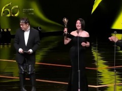 小S夺金钟奖 后台崩溃大哭 姐姐的鼓励成就此刻辉煌