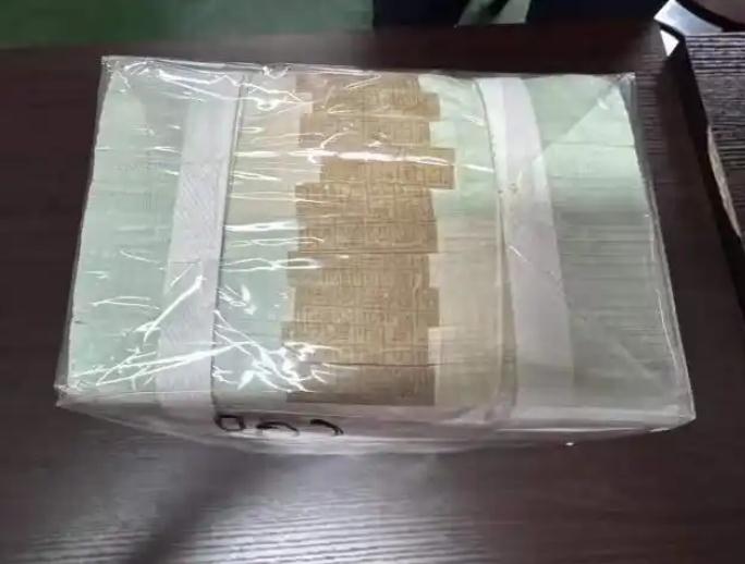 1万多张2元人民币拍出83.16万元