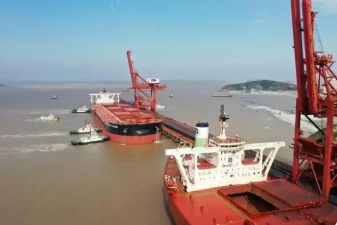 全球首个!超14亿吨大港来了