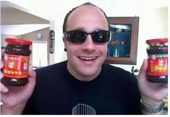 老干妈创始人出山救子又赚翻了 坚守初心再创辉煌