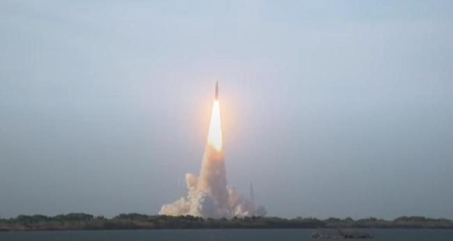 美国50多年来首次载人飞向月球