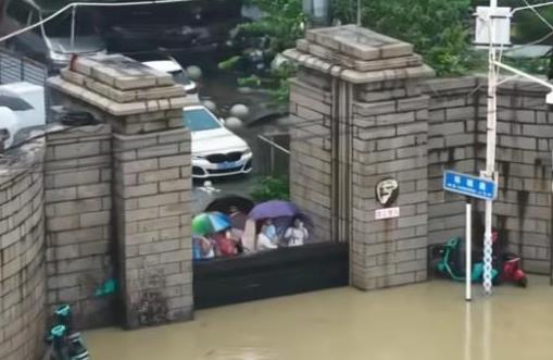 漳州大水门挡了洪水26小时